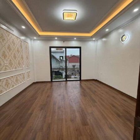 BÁN NHÀ NGUYỄN VĂN CỪ LONG BIÊN,OTO, DÃN XÂY,2 THOÁNG,NỞ HẬU,75M NHỈNH 11 TỶ(TL)