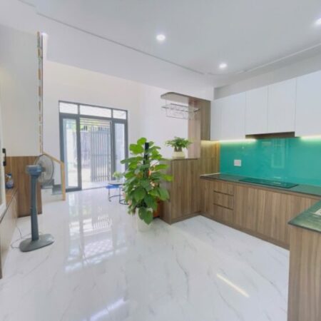 Bán nhà đường 160, Tăng Nhơn Phú A, Q.9, TP HCM. DT : 54m2, 2 tầng, 3PN, SH, 5.19 tỷ. LH: