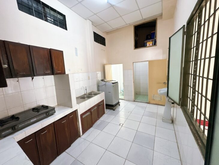 Bán nhà đường Chu Văn An, Hiệp Phú, Q9, TP HCM. DT 96m2, 2PN, SH. Giá 6.9 tỷ. LH: 0933125879