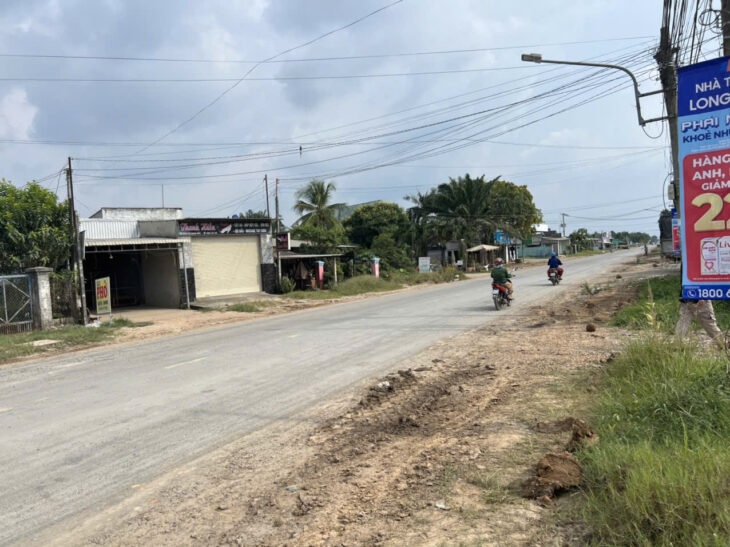 Thanh lý nhà mặt đường Sò Đo, thị trấn Hậu Nghĩa, huyện Đức Hòa, nay là xã Hậu Nghĩa tỉnh Long An