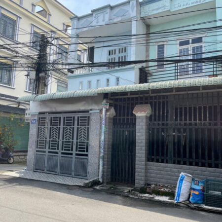 NHÀ CĂN GÓC 2 MẶT TIIỀN, VỪA Ở VỪA KINH DOANG BUÔN BÁN Tân Đông Hiệp