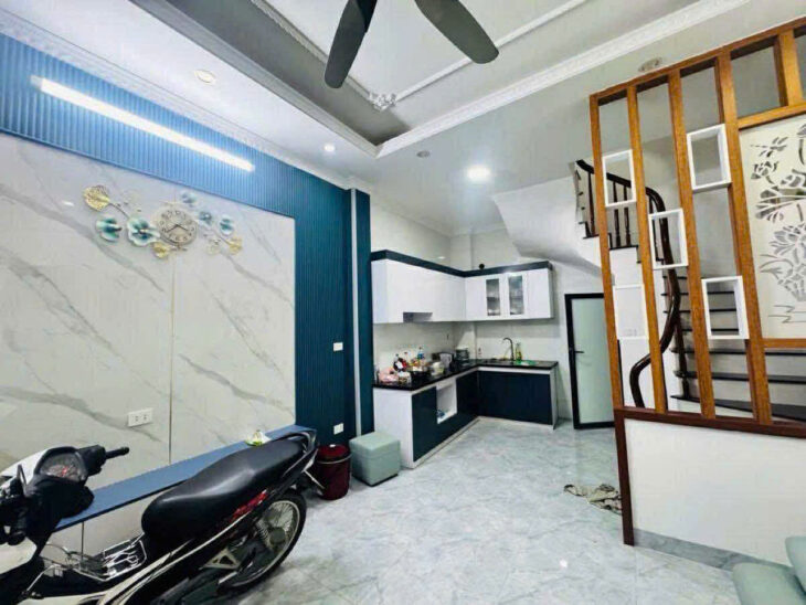 BÁN NHÀ HÀO NAM MẶT NGÕ KINH DOANH Ô TÔ – NHÀ 30M 5 TẦNG – SỔ ĐỎ NỞ NẬU THÔNG TIN CHUẨN