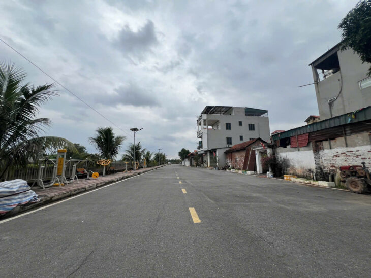 ĐAN PHƯỢNG – Ô TÔ VÀO ĐẤT – NGÕ THÔNG TỨ TUNG. 20M RA HỒ ĐIỀU HÒA. KHU VUI CHƠI. THỂ DỤC. GIÁ HƠN