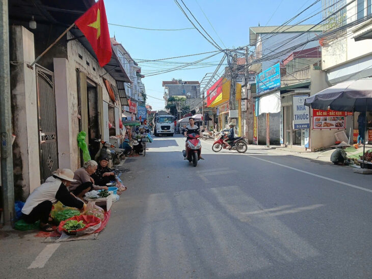 CC EM CẦN BÁN CĂN NHÀ 4 TẦNG MỚI TINH – ĐỨC THƯỢNG – HOÀI ĐỨC – HÀ NỘI. 44M Ô TÔ LÙI TẬN CỬA. 150M