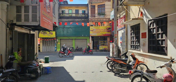 Chính công ty đến thuê bên Phố thắng lợi, Văn Quán, 80m, 19.5 triệu/tháng, 2 Mặt Phố xe con hạn chế