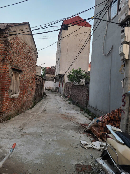 ĐỨC THƯỢNG. HOÀI ĐỨC .HÀ NỘI. DIỆN TÍCH 42M NGỖ NÔNG . GIÁ ĐẦU TƯ CHỈ 3.8X TỶ NHANH TAY GỌI EM