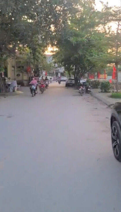 CC CẦN BÁN LÔ ĐẤT Ở ĐỨC THƯỢNG. HOÀI ĐỨC .HÀ NỘI. 42M NGÕ NÔNG GẦN Ô TÔ TRÁNH . GIÁ CHỈ NHỈNH 3X