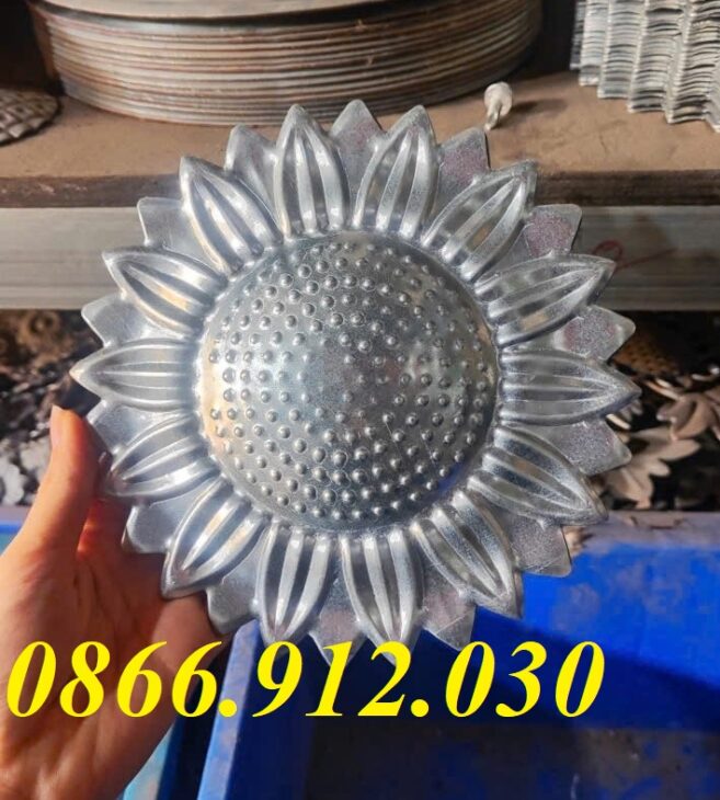 Xưởng gia công phụ kiện hoa sắt mỹ thuật