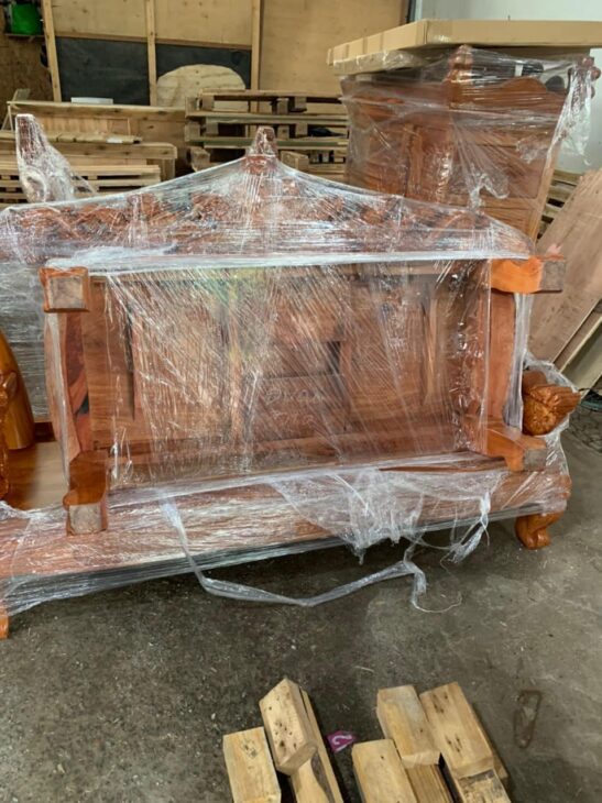 Gửi bàn ghế đi Mỹ bằng đường biển tại Cần Thơ – Giá rẻ, an toàn, hỗ trợ tận nơi | LHP Express