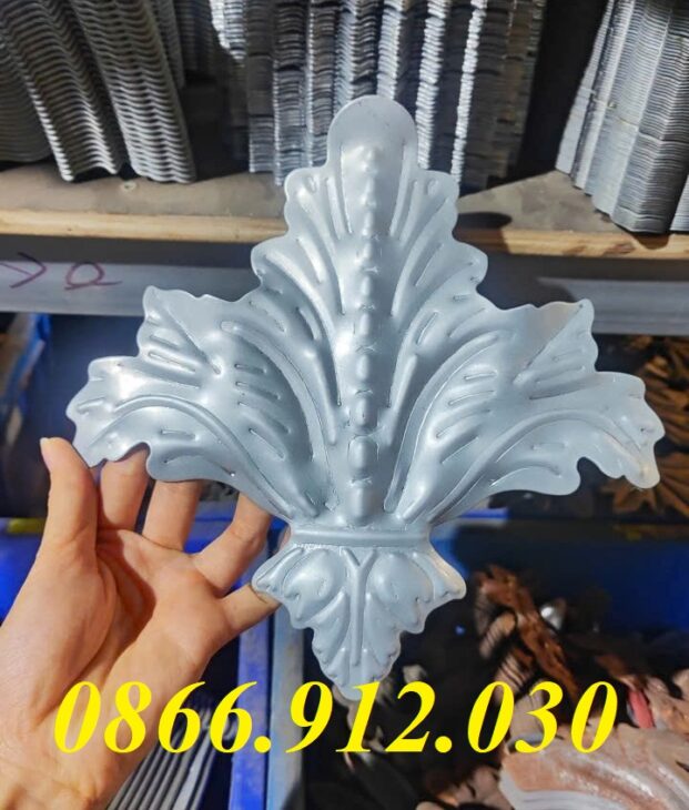Xưởng gia công phụ kiện hoa sắt mỹ thuật