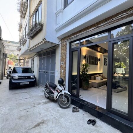 🏡 HÀNG HIẾM – Dương Văn Bé – 43m – 5 Tầng – Thang Máy – Lô Góc – Ô Tô VF3 Đỗ Cửa – 12.x Tỷ