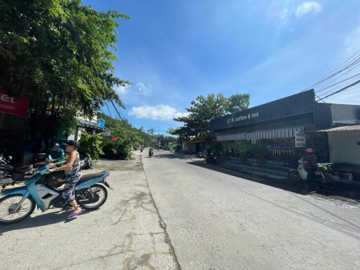 Bán Đất Mặt Tiền Phong Châu, 247m², Hướng Nam, Đường 20m – Giá Tốt