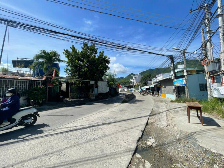 Bán Đất Mặt Tiền Phong Châu, 247m², Hướng Nam, Đường 20m – Giá Tốt