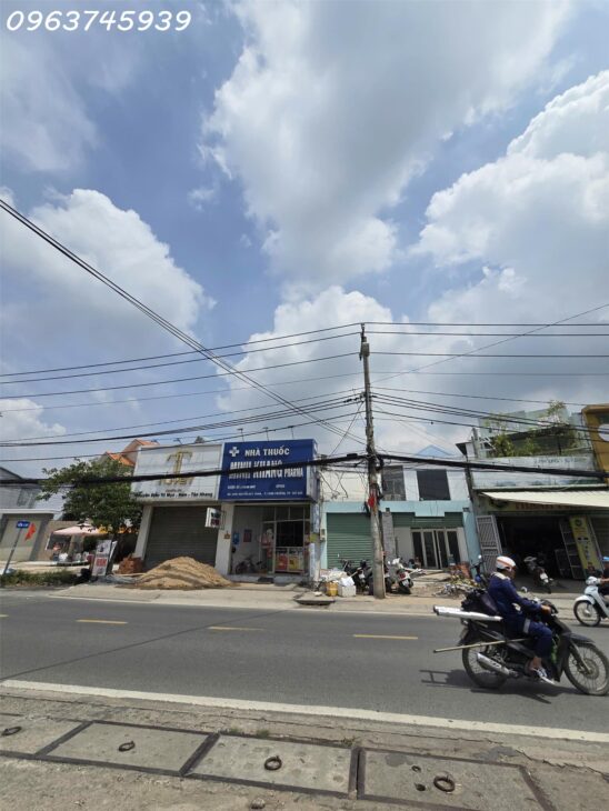 Đầu Tư Chiến Lược, Mặt Tiền Nguyễn Duy Trinh, TP. Thủ Đức, Tổng 1865 m2, Thổ Cư Lớn, Giá 110 Tỷ