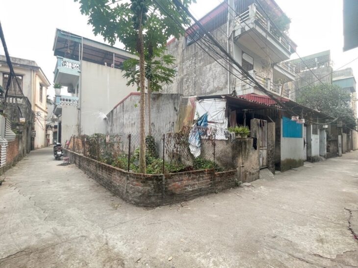 Bán đất Ngọc Thuỵ 42m lô góc oto vào chỉ 5 tỷ1. LH 0936123469