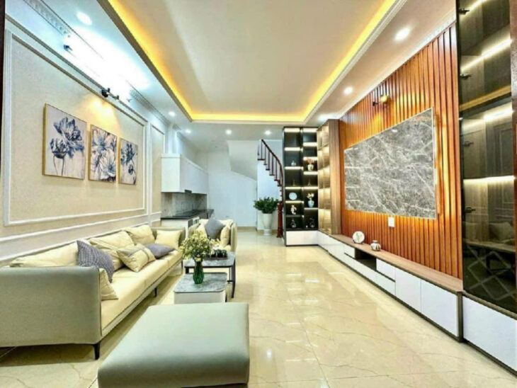 SIÊU HIẾM! LÔ GÓC 2 THOÁNG – Ô TÔ ĐỖ CỬA – THANG MÁY – KINH DOANH PHÚ DIỄN