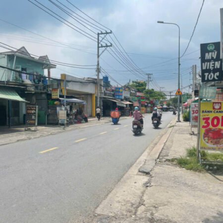 Bán nhà mặt tiền 10x36m giá 26,8 tỷ Đường Nguyễn Ảnh Thủ