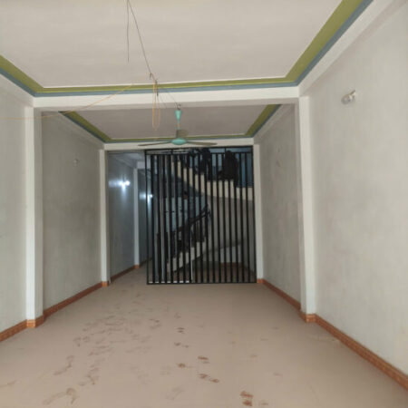 Thuê lâu dài giá rẻ phòng đào tạo Giáp Bát 300m, tầng 3,4, mặt tiền 30m, 25 tr/th, Hoàng Mai.