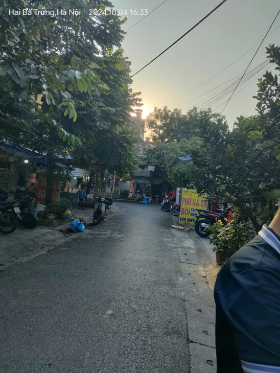 Hàng kín mặt phố Nguyễn Văn Giáp 300m, 1.5 tầng, mặt tiền 10m, 2.7 tỷ Mỹ Đình.