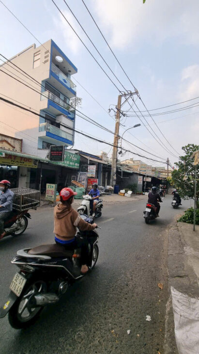 Bán nhà xưởng (9.79×16) đường nhựa 6m Tân Chánh Hiệp 16, Quận 12 CHỈ 7Đ