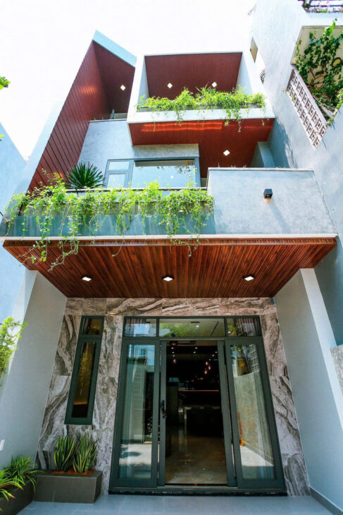 NHÀ 2 TẦNG MỚI ĐẸP – GẦN CẦU NGUYỄN TRI PHƯƠNG – SÁT CHỢ HÒA XUÂN – CHỈ 6.49 TỶ!