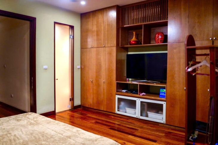 Bán nhà phố Quán Thánh, Cửa Bắc, lõi Ba Đình DT 70m2, MT 6m, gần THPT Phan Đình Phùng