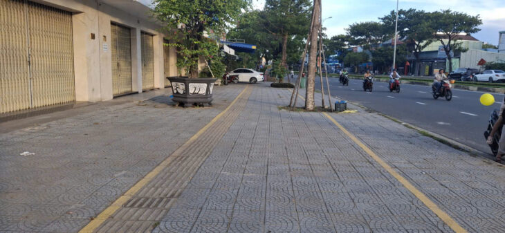NHÀ 3 TẦNG KIÊN CỐ – ĐẤT RỘNG 281M² NGANG 15M– GIÁ CHƯA TỚI 100 TRIỆU/M² NHÀ 3 TẦNG KIÊN CỐ – ĐẤT RỘNG 281M² NGANG 15M– GIÁ CHƯA TỚI 100 TRIỆU/M²