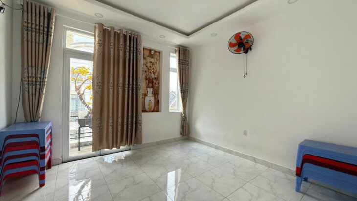 BÁN NHÀ 4 TẦNG – 5 PN, 5WC,KHU NHÀ GIÀU – ÔTÔ NGỦ TRONG NHÀ – SHR – THẠNH XUÂN 22- NHỈNH 6 ĐỒNG