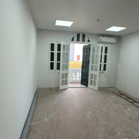 LinhHK cho thuê mặt phố Hàng Mã – 60m, MT 4m, vị trí buôn bán đỉnh LinhHK cho thuê mặt phố Hàng Mã – 60m, MT 4m, vị trí buôn bán đỉnh