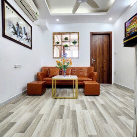 Bán Căn chung cư Xuân La 52m, tầng 4, 2 ngủ, thang máy, full nội thất!