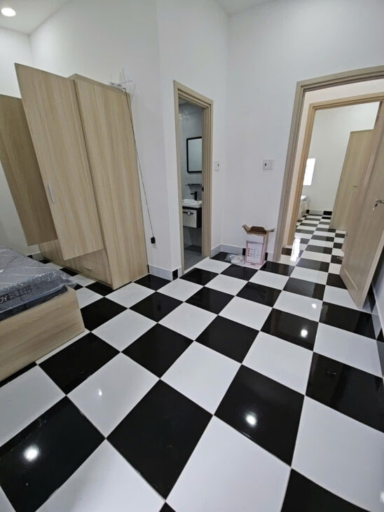 Sát mặt tiền Q7 Tân thuận Ngang 4.5 dài 12 3 TẤM CÓ 5 TỎI