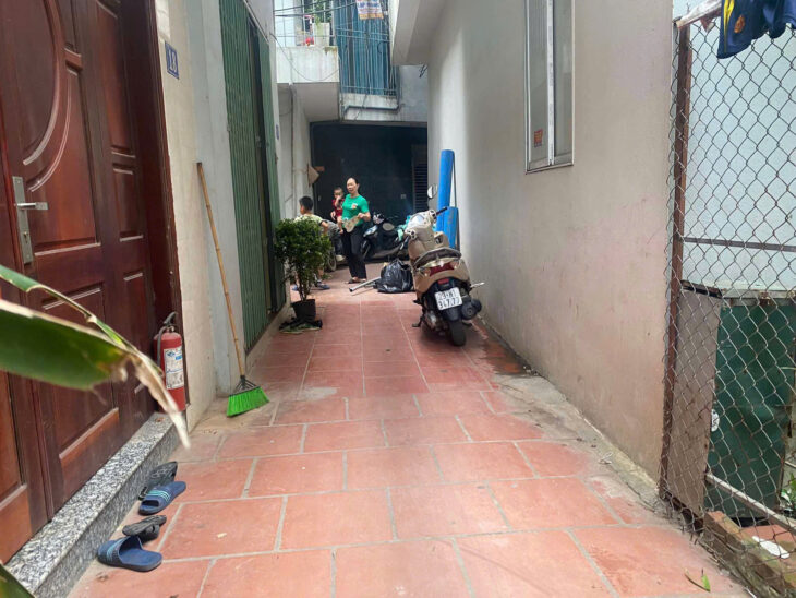 Cần bán 43.8 m2 đất Trâu Quỳ, giá chỉ 4.5 tỷ, liên hệ 0985865658