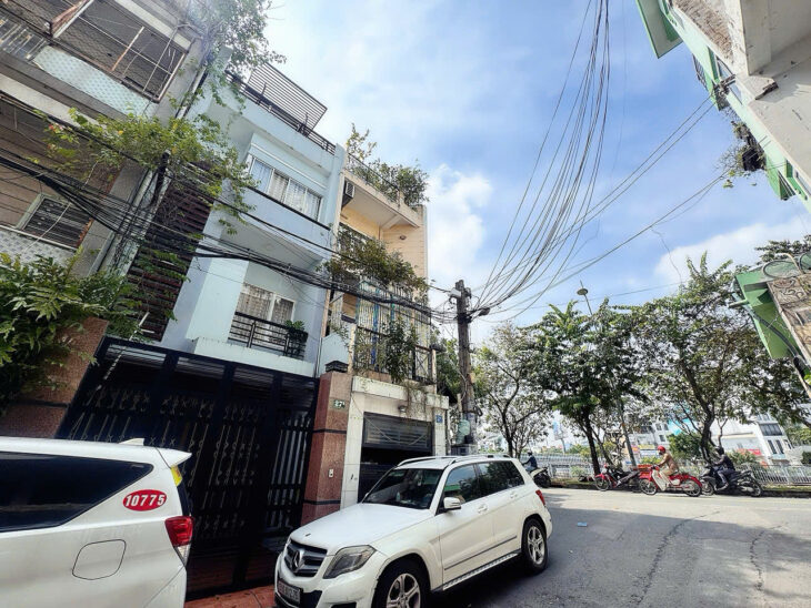 BÁN NHÀ MẶT TIỀN Đ.NGUYỄN VĂN NGUYỄN, QUẬN 1 – VIEW SÔNG HOÀNG SA SIÊU ĐẸP – GIANG GIANG:0901611116