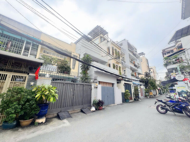 BÁN NHÀ 3 TẦNG HXH 8M Đ.TRƯỜNG SA, P.14, QUẬN 3 – DT CHUẨN ĐẸP 5,5M*20M – GIANG GIANG:0901611116