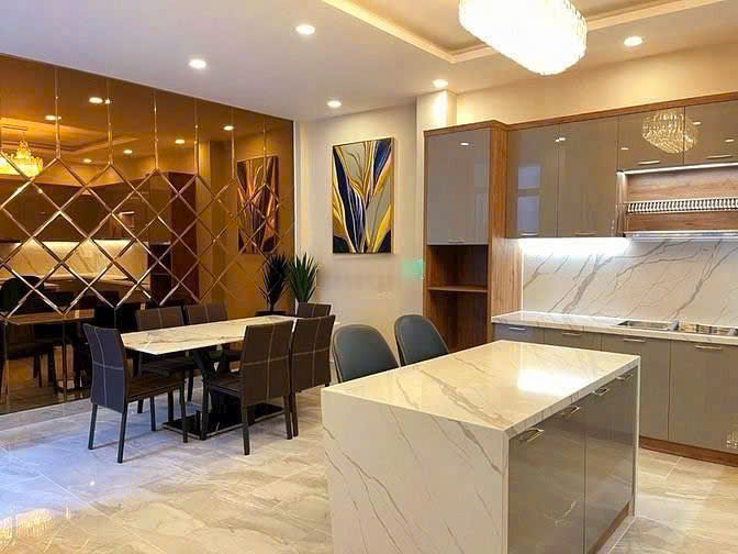 HIẾM NGANG 6M*18M – BÁN NHÀ 4 TẦNG XỊN SÒ Đ.LÊ THỊ RIÊNG, BÊN THÀNH, QUẬN 1 – CHÍNH CHỦ GIANG