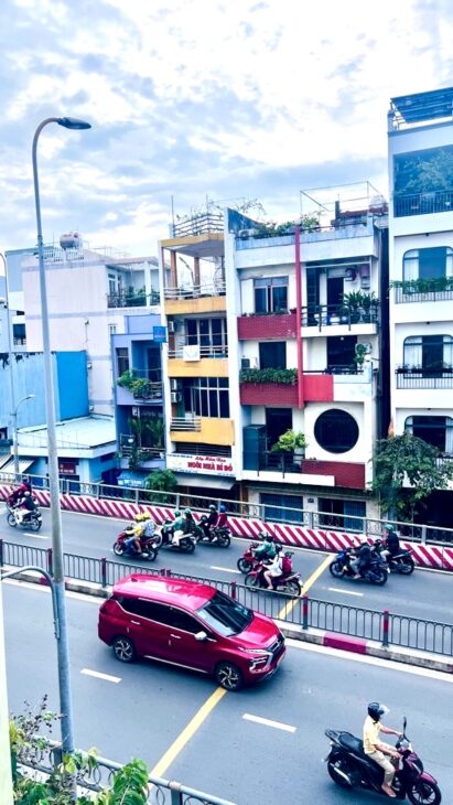CHỦ GỬI BÁN MT KINH DOANH Đ. KHÁNH HỘI- CHÒA CHỈ 6.6T- THÔNG RA HOÀNG DIỆU- BẾN VÂN ĐỒN- ĐẾN TRƯỜNG