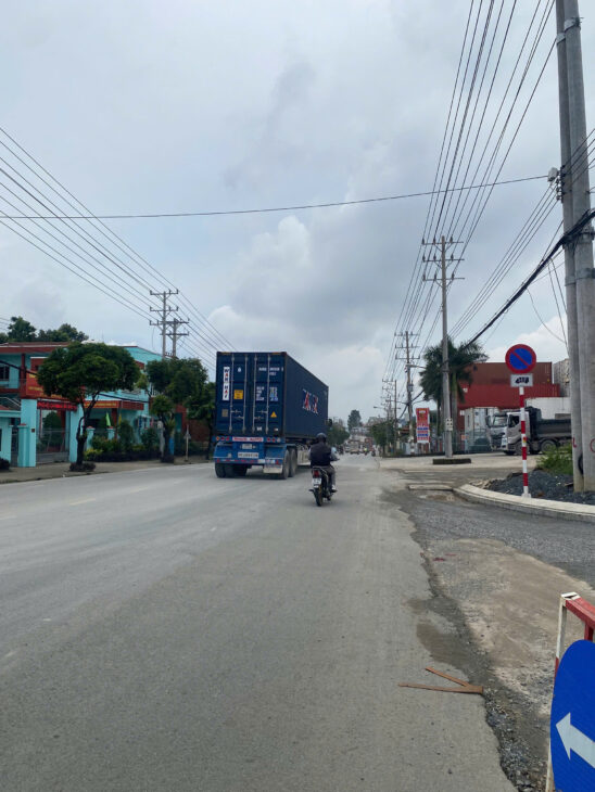 Cần bán đất MT đường DT743A, ngay góc 30/4, P. Bình Thắng, Dĩ An