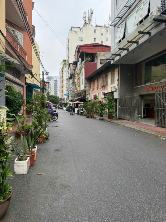 Hà Nội ! CHO THUÊ SANG NHƯỢNG MẶT BẰNG VỊ TRÍ ĐẸP TIỀM NĂNG TẠI HÀ NỘI, LH : 0989321979 chính chủ