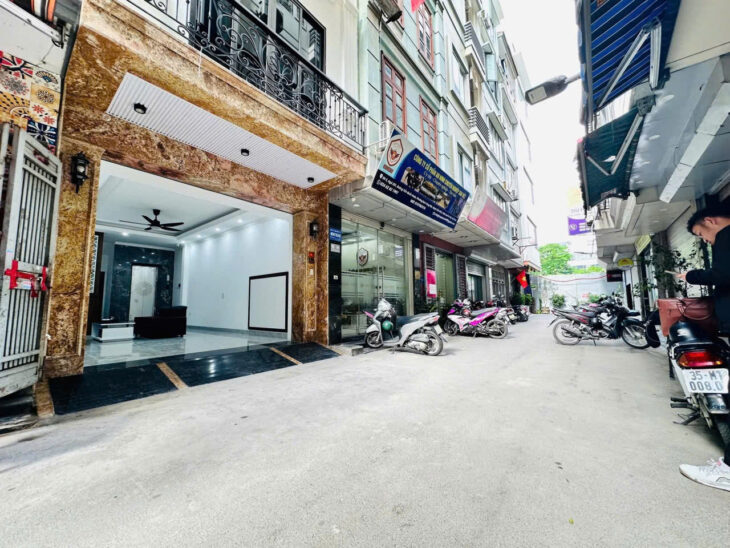 SIÊU PHẨM ! PL Trần Quốc Hoàn Cầu Giấy ngõ thông ôtô tránh 7T thang máy 45m nhỉnh 24 tỷ