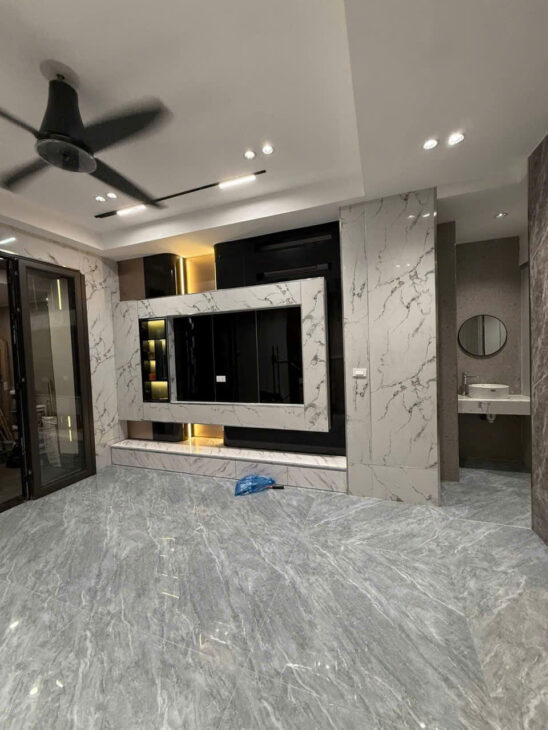 Với Tầm giá nhỉnh 11 tỷ SIÊU HIẾM Tại Trần Quý Cáp Đống Đa gần phố oto 45m x7t.