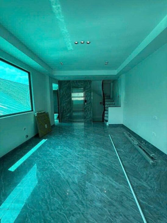 Với Tầm giá nhỉnh 11 tỷ SIÊU HIẾM Tại Trần Quý Cáp Đống Đa gần phố oto 45m x7t.