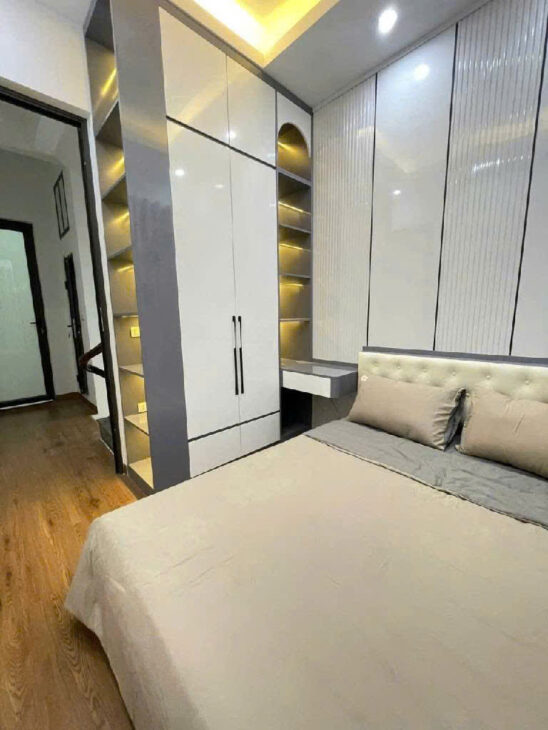 PHAN KÊ BÍNH DT 30M x4 TẦNG GIÁ 7,8 TỶ,NGÕ RỘNG SẠCH,THOÁNG TRƯỚC SAU VĨNH VIỄN