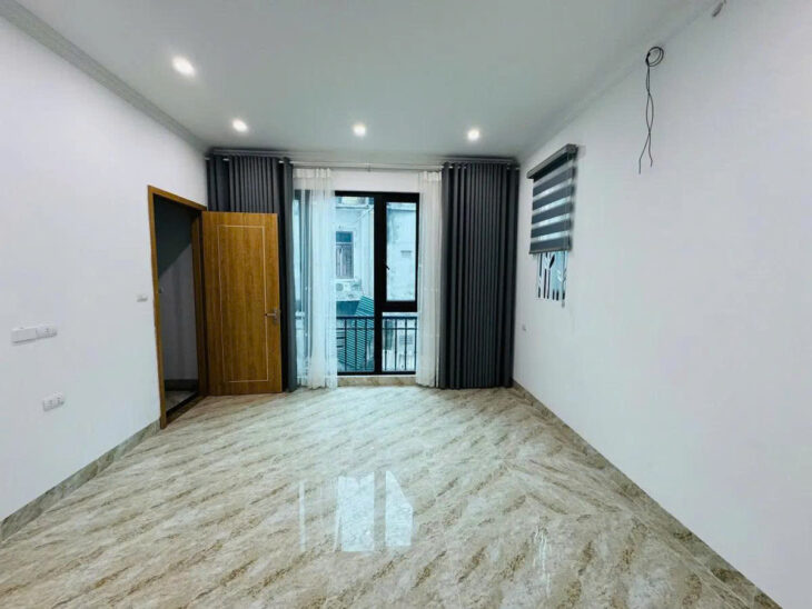 BÁN NHÀ QUANG TRUNG – HÀ ĐÔNG (NGAY LÊ TRỌNG TẤN) – 33M X 5 TẦNG , GIÁ NHỈNH 9 TỶ – Ô TÔ ĐỖ CỬA –