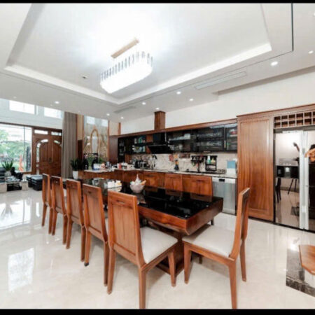 SIÊU PHẨM VIEW HỒ – DUY NHẤT TRUNG TÂM BỒ ĐỀ – MẶT TIỀN KHỦNG – GARA – THANG MÁY – GẦN CẦU TRẦN