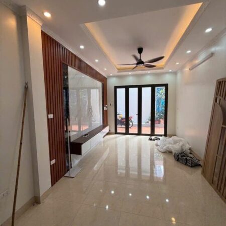 🔥Bán NHÀ ĐẸP HIẾM CÓ Đức Giang – 32,m² – MT 3,5m – FULL NỘI THẤT – NGÕ THÔNG SÁNG – GIÁ CHỈ 6x TỶ🔥