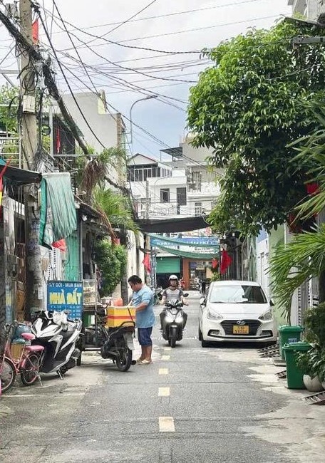 NHÀ ĐẸP, 2 TẦNG – 2PN – BÌNH TÂN – 4X12 – NHỈNH 4 TỶ