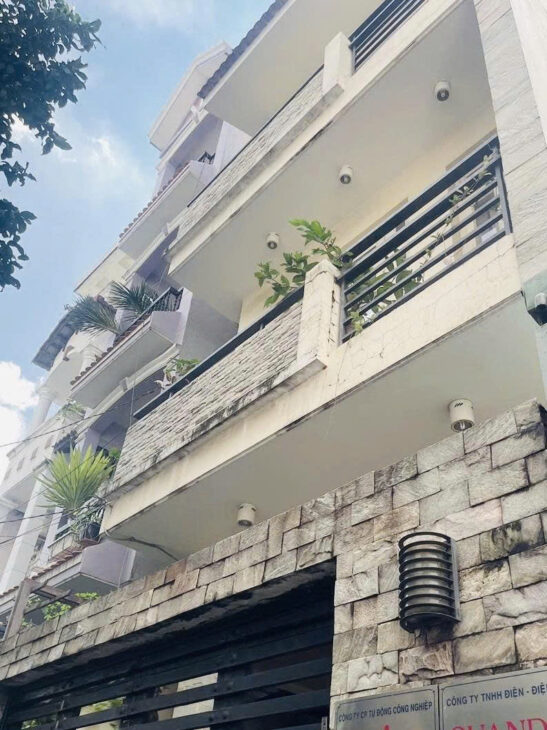 Bán nhà hxh Trần Thị Trọng, phường 15, quận Tân Bình gần nhà ga T3, 4 x 16m