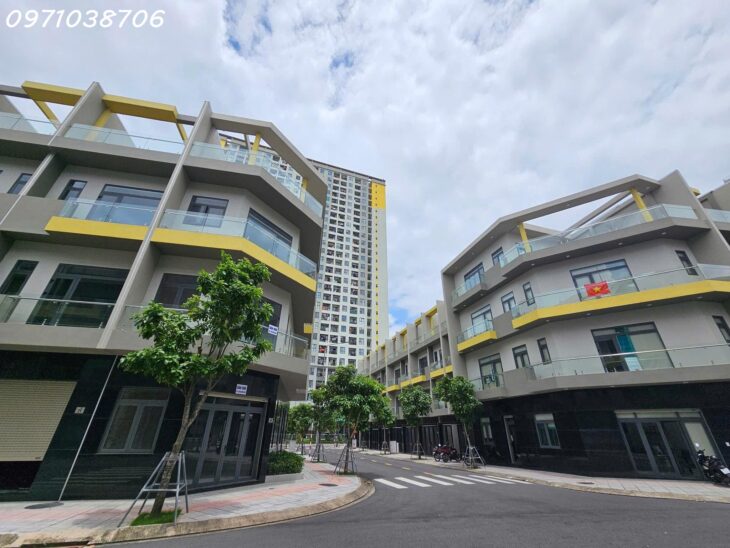 ????nhà phố Bcons Uni Valley • Giá: 7,1 –8 tỷ/căn • Đất 60–120m², xây 1 trệt 3 lầu, sàn sử dụng 24