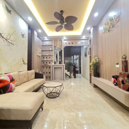 BÁN NHÀ PHỐ HỒNG TIẾN BỒ ĐỀ – DÂN XÂY 42M2- 4 TẦNG, CHỈ HƠN 8 TỶ