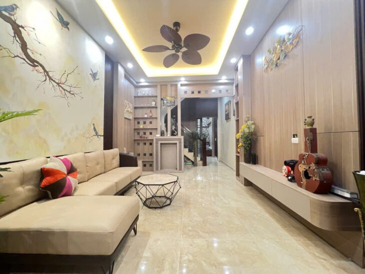 BÁN NHÀ PHỐ HỒNG TIẾN BỒ ĐỀ – DÂN XÂY 42M2- 4 TẦNG, CHỈ HƠN 8 TỶ